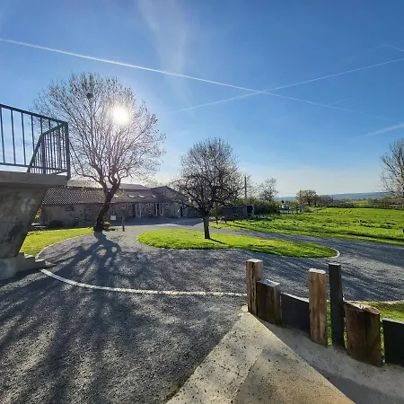 Le Logis Des Chons A La Campagne A Saint Hilaire Du Bois - Lys Layon Le Plessis (Maine-et-Loire)