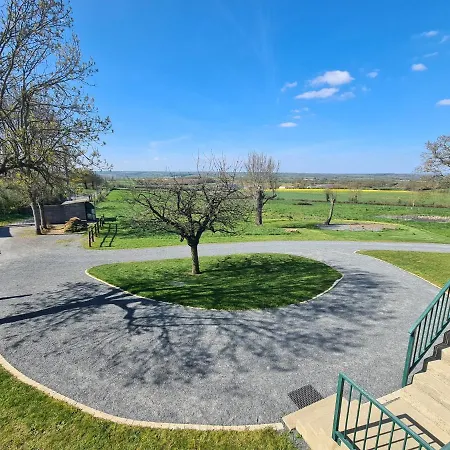 Ferienhaus Le Logis Des Chons A La Campagne A Saint Hilaire Du Bois - Lys Layon